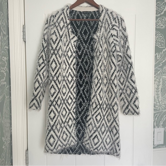 Elliatt Fuzzy Cardigan, Size Medium - Picture 1 of 5